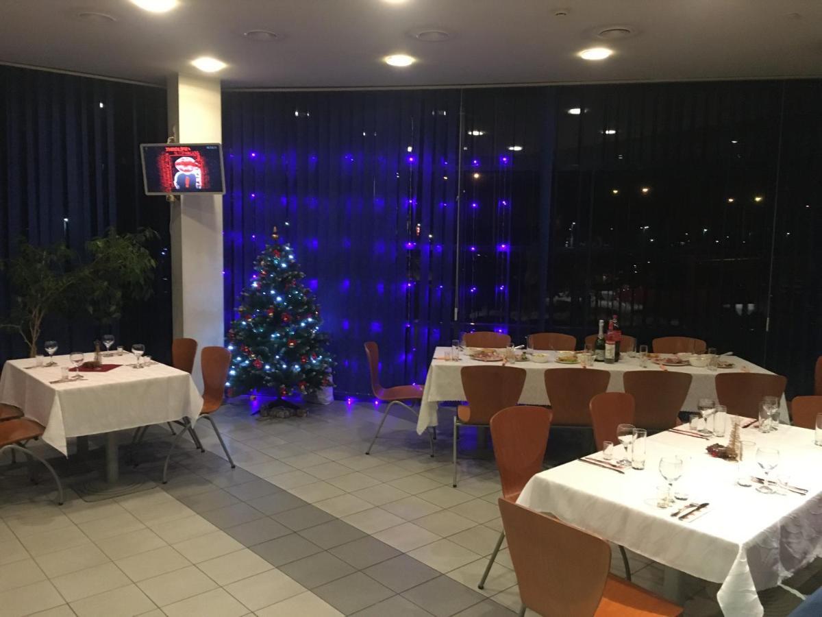 Tanagra Hotel Vilnius Exterior photo